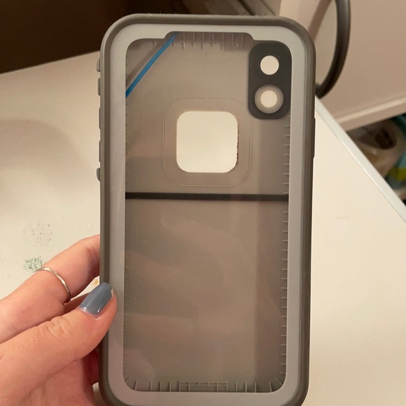 Lifeproof iPhone XR case